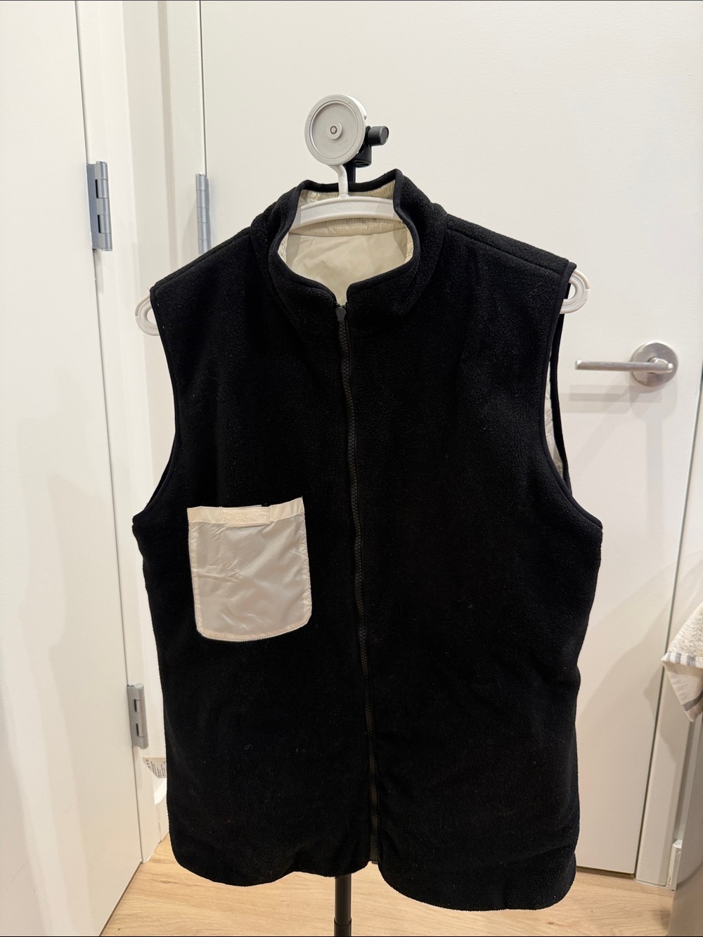 Black Reversible Fleece Vest with Contrast Pocket - Unbranded